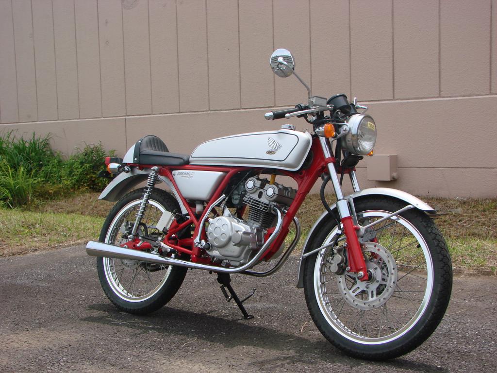 Honda cb 50 - v dream