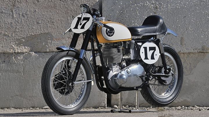 1975 Suzuki GT750 LeMans - National Motorcycle Museum