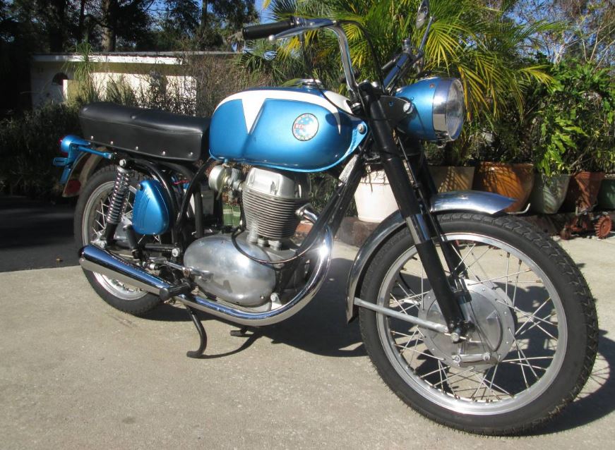 1966 Benelli 250 | Bike-urious (871 x 638 Pixel)