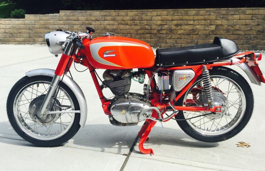 1967 Ducati 250 Mach 1 - Bike-urious