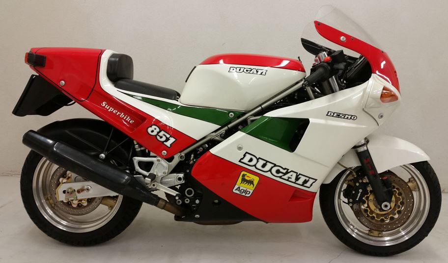 Ducati 851 Tricolore – Right Side Bevel Heaven | Bike-urious