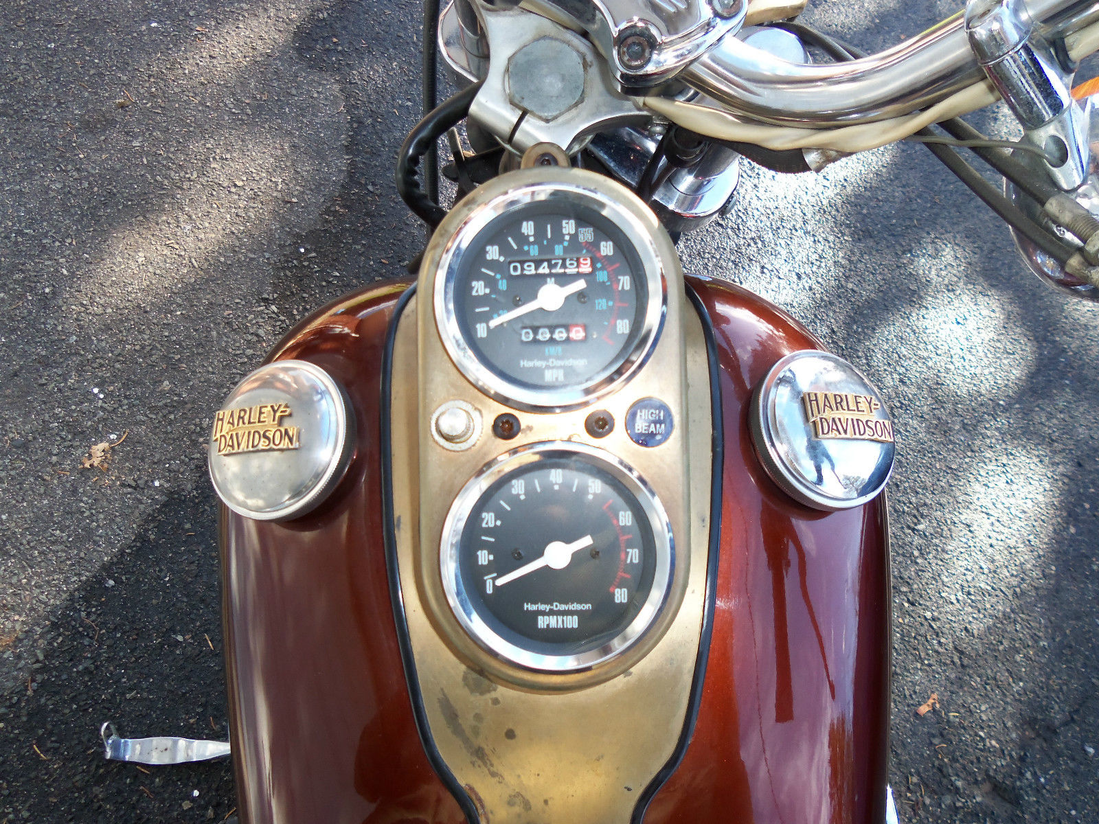 Harley-Davidson FXSB Dealer Award – Gauges | Bike-urious