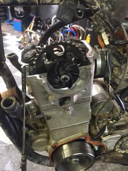 KTM 450 Top End Rebuild – Right | Bike-urious