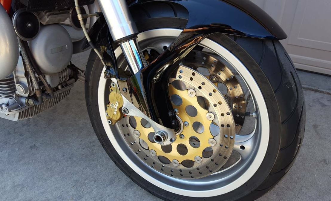 Moto Guzzi V11 Sport – Front Wheel | Bike-urious